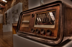 Old Radio - Xristoforos